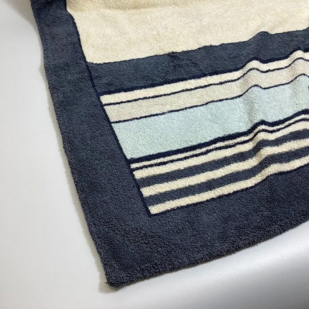 CHANEL border bath towel Beach towel towel cotton Ivory x Blue Based
